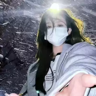 邴裕梅